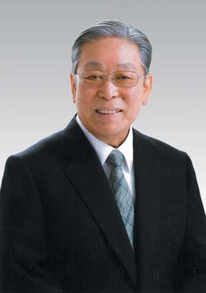 佐藤学友会長_2024.jpg